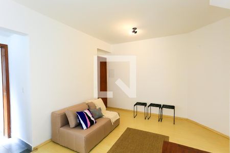 Sala de kitnet/studio para alugar com 1 quarto, 42m² em Morumbi, São Paulo