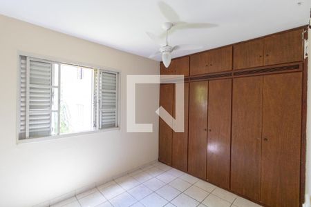 Quarto 01 de apartamento à venda com 2 quartos, 64m² em Vila Mimosa, Campinas