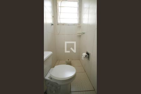 Banheiro Social de casa para alugar com 3 quartos, 175m² em Solemar, Praia Grande