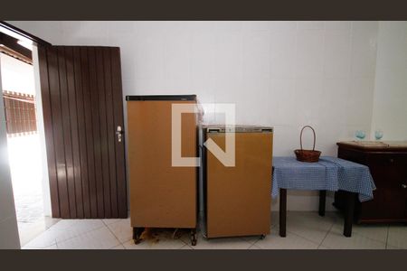 Cozinha de casa para alugar com 3 quartos, 175m² em Solemar, Praia Grande