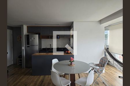 Sala  de apartamento à venda com 1 quarto, 47m² em Vila Galvão, Guarulhos