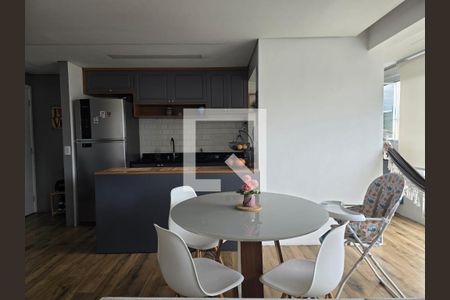 Sala  de apartamento à venda com 1 quarto, 47m² em Vila Galvão, Guarulhos