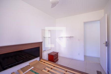 Quarto 2 de apartamento para alugar com 2 quartos, 65m² em Colubandê, São Gonçalo
