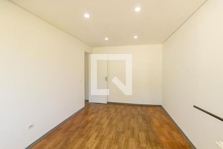 Quarto  de kitnet/studio para alugar com 1 quarto, 40m² em Santa Quiteria, Curitiba