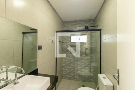 Banheiro Social de kitnet/studio para alugar com 1 quarto, 40m² em Santa Quiteria, Curitiba