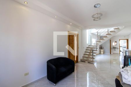 Sala de casa à venda com 3 quartos, 225m² em Jardim Santa Mena, Guarulhos
