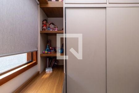 Quarto 1 de casa à venda com 3 quartos, 200m² em Jaqueline, Belo Horizonte