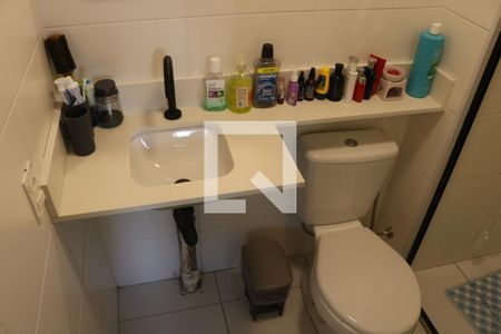 Banheiro de apartamento à venda com 2 quartos, 37m² em Barra Funda, São Paulo