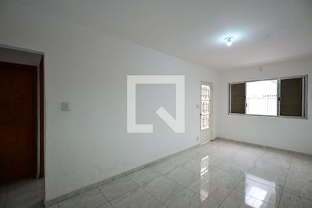 Sala de casa para alugar com 5 quartos, 180m² em Vila Ernesto, São Paulo