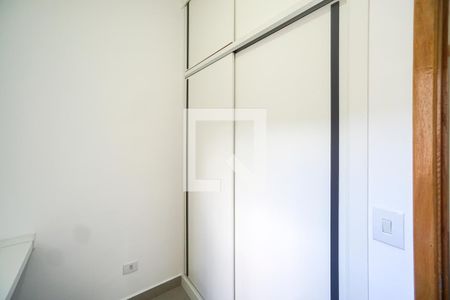 Quarto 01 de apartamento para alugar com 2 quartos, 39m² em Vila Carrão, São Paulo