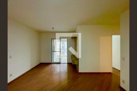 Sala de apartamento para alugar com 3 quartos, 78m² em Vila Augusta, Guarulhos