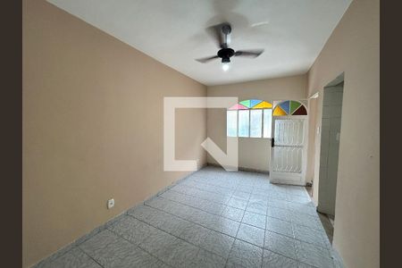 Sala de casa para alugar com 2 quartos, 85m² em Piedade, Rio de Janeiro