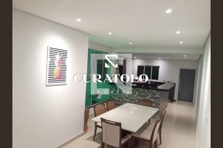 Casa à venda com 3 quartos, 310m² em Jardim Ipanema (Cidade Lider), São Paulo