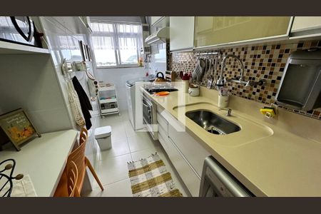 Cozinha de apartamento para alugar com 3 quartos, 75m² em Recreio dos Bandeirantes, Rio de Janeiro