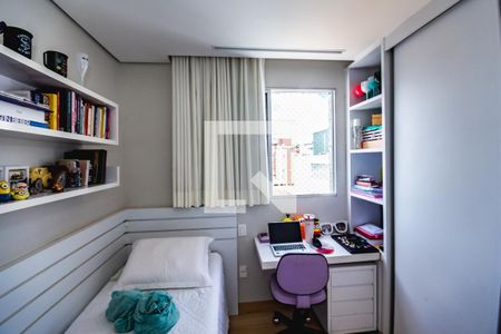 Apartamento à venda com 4 quartos, 250m² em Castelo, Belo Horizonte