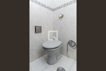 Banheiro de apartamento à venda com 3 quartos, 76m² em Vila Ede, São Paulo