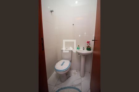 Lavabo de casa à venda com 2 quartos, 93m² em Guarujá, Porto Alegre