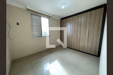 Quarto 1 de apartamento para alugar com 3 quartos, 76m² em Rio Pequeno, São Paulo