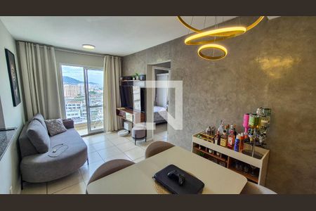 Sala de apartamento para alugar com 2 quartos, 53m² em Madureira, Rio de Janeiro