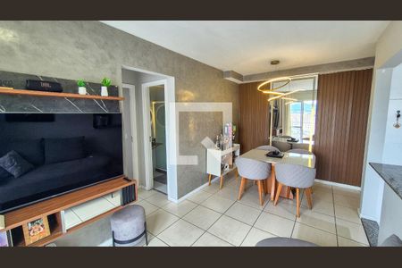 Sala de apartamento para alugar com 2 quartos, 53m² em Madureira, Rio de Janeiro