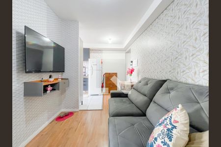 Sala de apartamento para alugar com 2 quartos, 40m² em Padroeira, Osasco