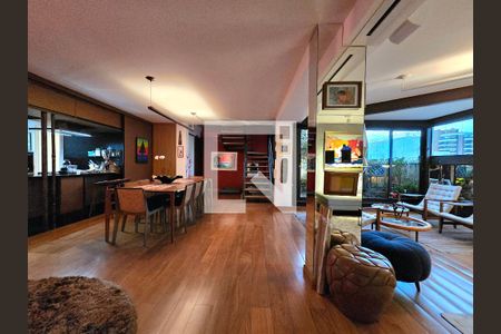 Sala de apartamento à venda com 2 quartos, 210m² em Itaim Bibi, São Paulo