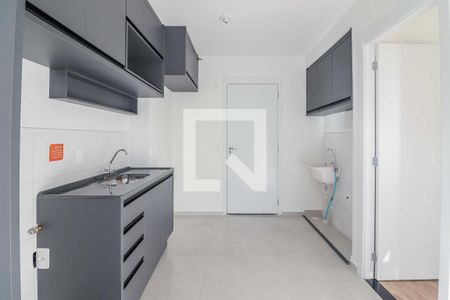 Cozinha e Área de Serviço de apartamento para alugar com 1 quarto, 26m² em Vila Butantã, São Paulo