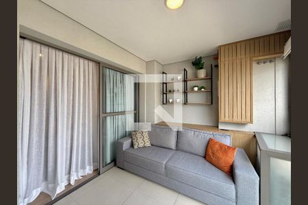 Sala  de kitnet/studio à venda com 0 quarto, 32m² em Jardim das Acacias, São Paulo