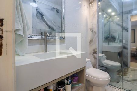 Banheiro de apartamento para alugar com 3 quartos, 70m² em Vila Sonia, São Paulo