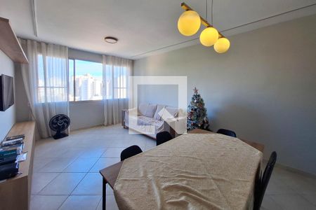 Sala de apartamento à venda com 2 quartos, 80m² em Icaraí, Niterói