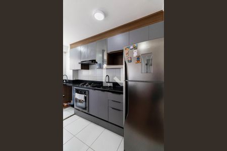 Sala/Cozinha/Área de Serviço  de apartamento para alugar com 2 quartos, 40m² em Itaquera, São Paulo
