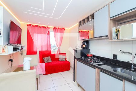 Sala/Cozinha de apartamento para alugar com 2 quartos, 45m² em Itaquera, São Paulo