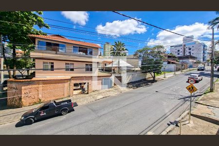 Quarto de casa para alugar com 2 quartos, 80m² em Santa Ines, Belo Horizonte
