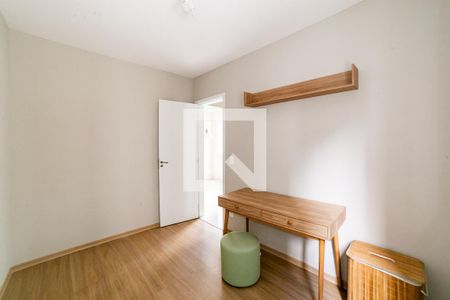 Quarto 2 de apartamento para alugar com 2 quartos, 45m² em Santo Antônio, Belo Horizonte