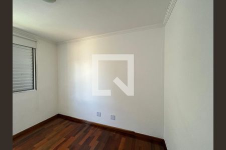 Quarto 2 de apartamento para alugar com 4 quartos, 66m² em Vila Miriam, São Paulo
