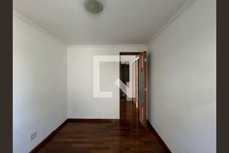 Quarto 2 de apartamento para alugar com 4 quartos, 66m² em Vila Miriam, São Paulo