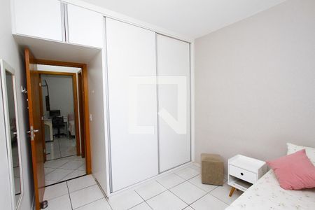 Quarto 1 de apartamento para alugar com 3 quartos, 90m² em Salgado Filho, Belo Horizonte
