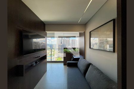 Sala de kitnet/studio para alugar com 1 quarto, 27m² em Jardim das Acacias, São Paulo