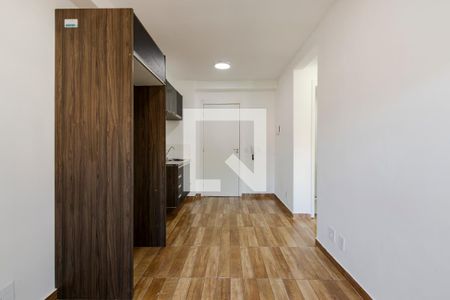 Sala/ Cozinha de apartamento para alugar com 2 quartos, 38m² em Jardim São Luís, São Paulo