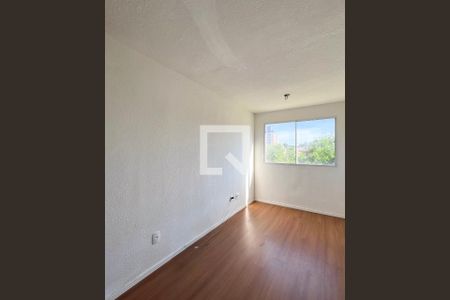 Sala de apartamento para alugar com 2 quartos, 44m² em Parque Bristol, São Paulo