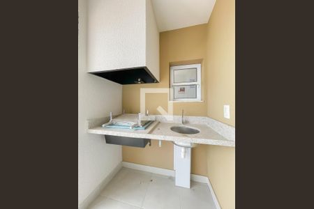 Sacada - churrasqueira de apartamento à venda com 3 quartos, 67m² em Vila Osasco, Osasco