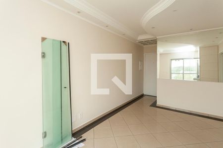 Sala de apartamento para alugar com 3 quartos, 73m² em Vila Isa, São Paulo