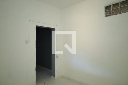 Quarto 2 de casa para alugar com 2 quartos, 80m² em Vila Santista, São Paulo