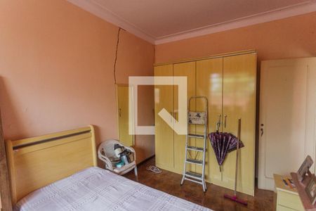 Quarto 1 de casa à venda com 4 quartos, 180m² em Esplanada, Belo Horizonte