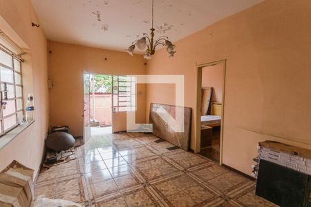 Sala de casa à venda com 4 quartos, 180m² em Esplanada, Belo Horizonte