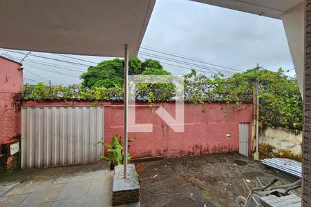 Varanda Sala de casa à venda com 3 quartos, 180m² em Esplanada, Belo Horizonte