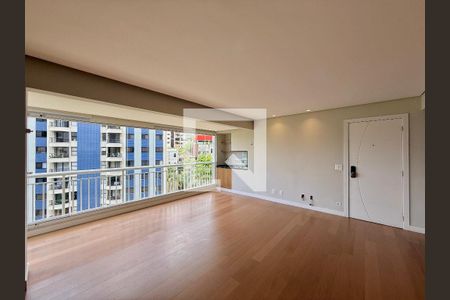 Sala  de apartamento para alugar com 2 quartos, 100m² em Jardim Ampliacao, São Paulo