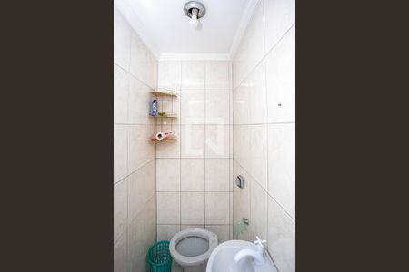 Banheiro Social de casa para alugar com 2 quartos, 200m² em Serraria, Diadema