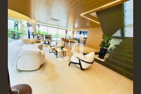 Sala de casa de condomínio à venda com 4 quartos, 385m² em Colinas da Anhanguera, Santana de Parnaíba