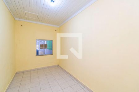 Casa para alugar com 1 quarto, 70m² em Olaria, Rio de Janeiro